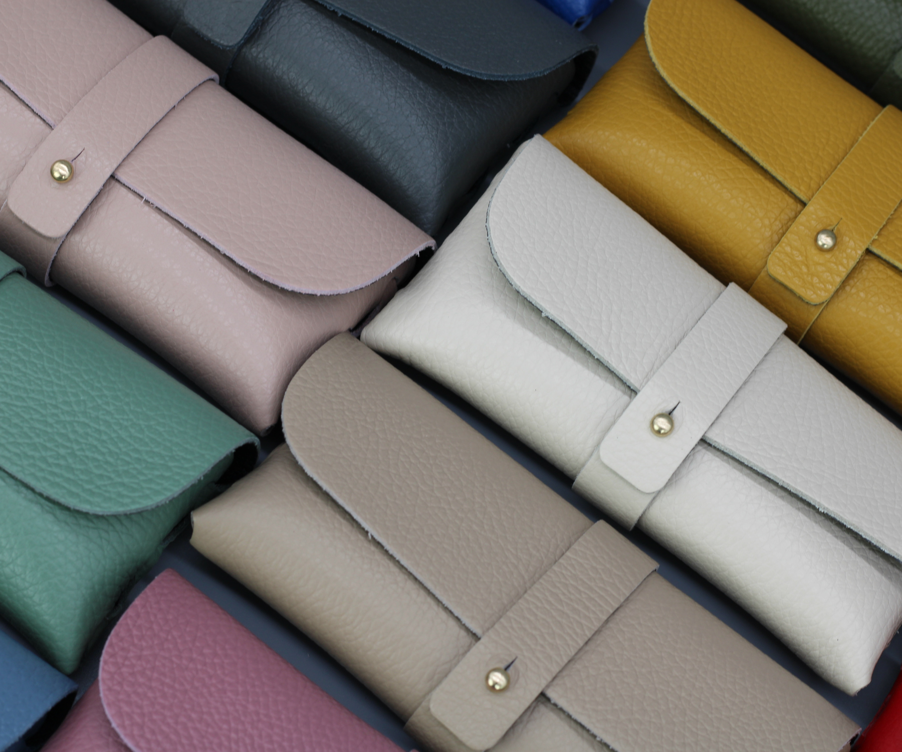 Glasses Case - Dark Cream