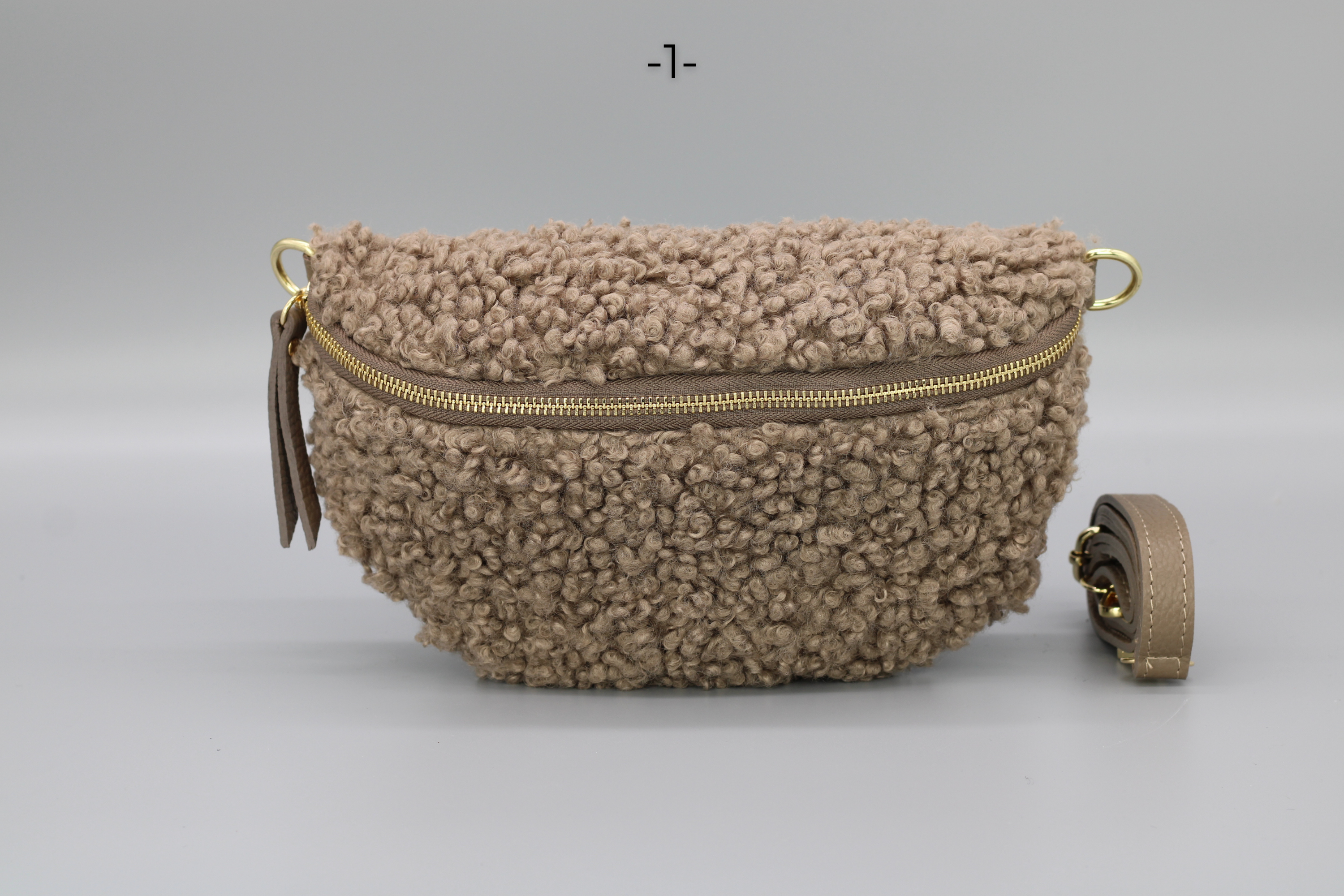 Teddy - Medium Taupe (Gold)