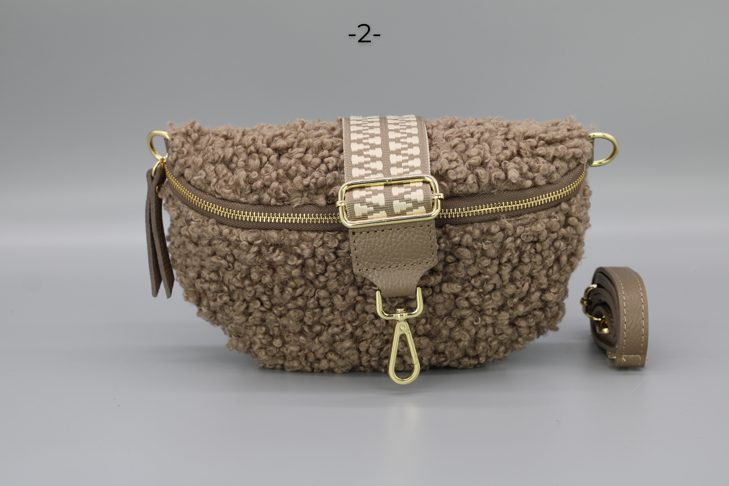 Teddy - Medium Taupe (Gold)