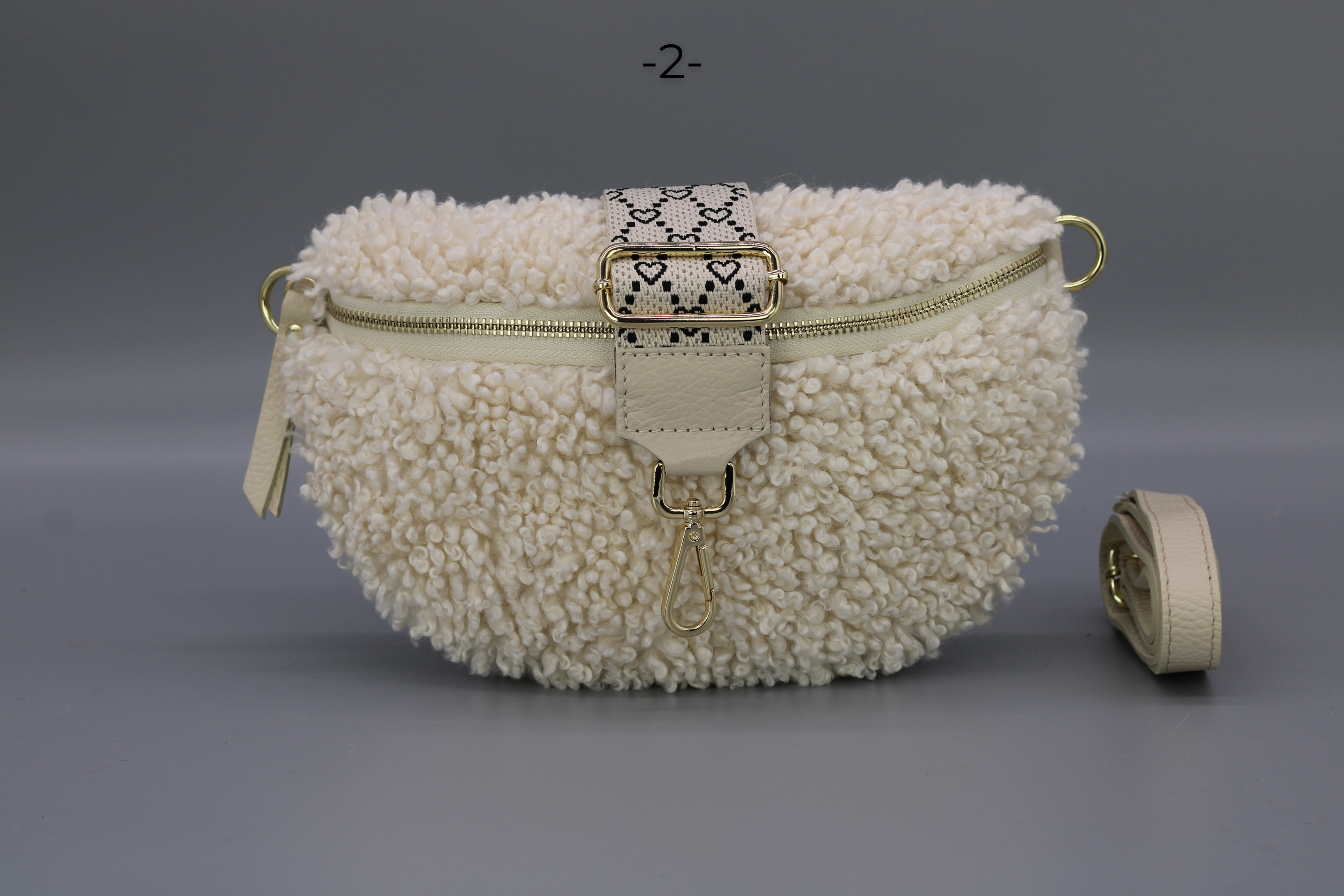 Teddy - Medium Beige (Gold)