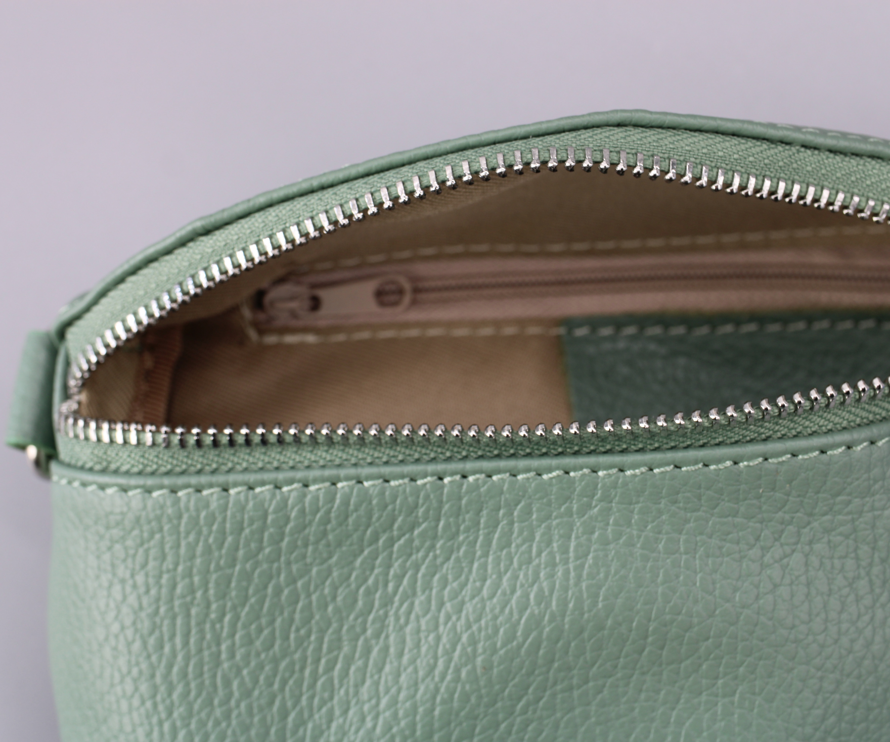 Afia - Mint Green (Silver)
