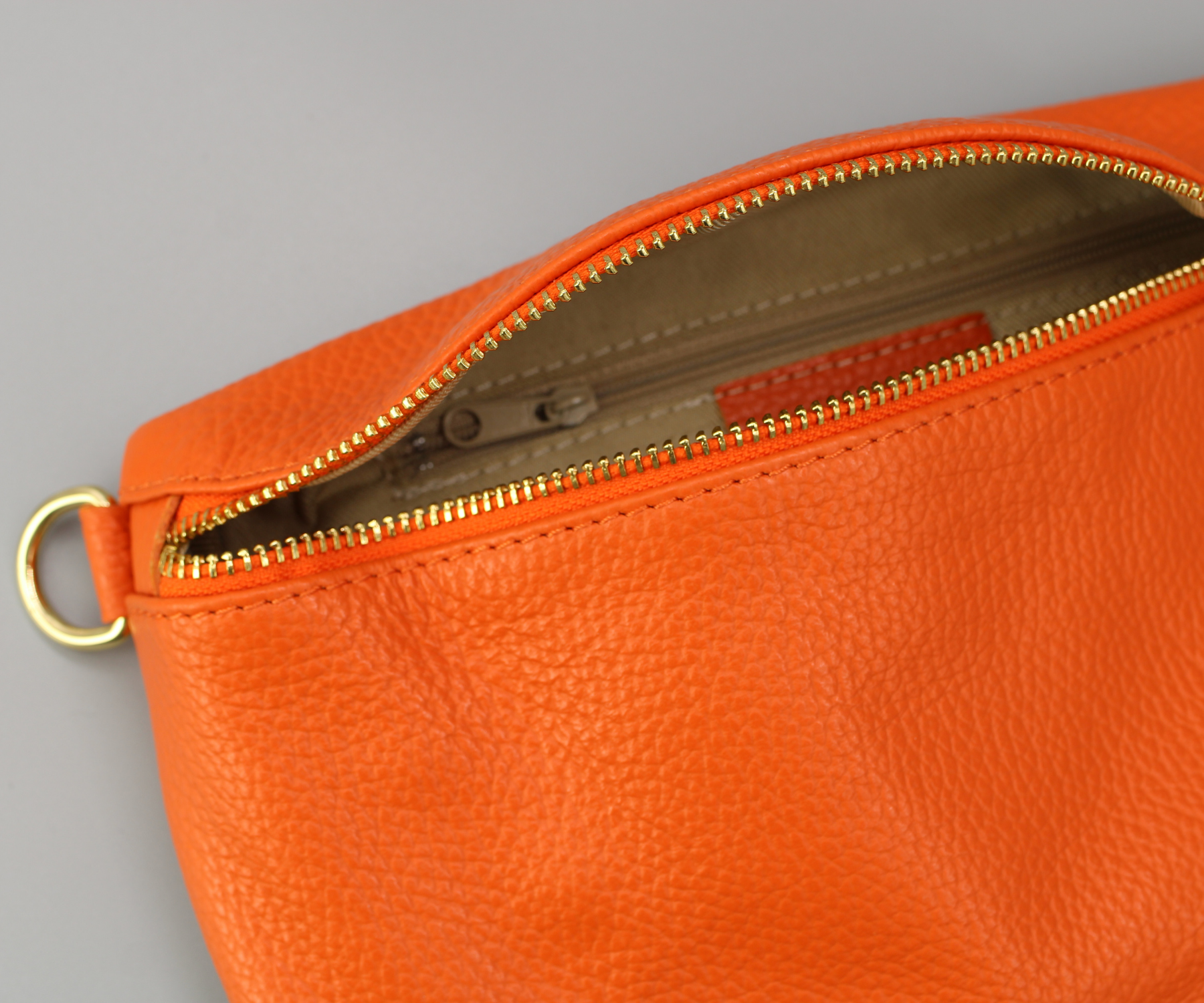 Afia - Orange (Gold)