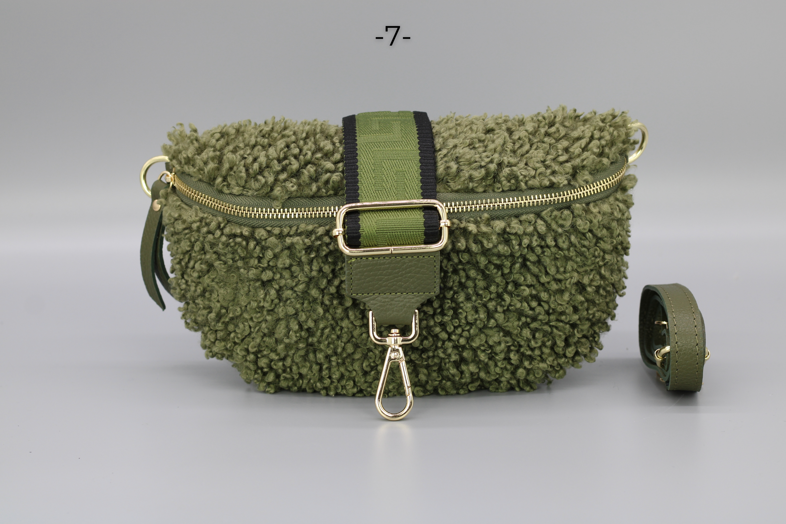 Teddy - Medium Khaki (Gold)