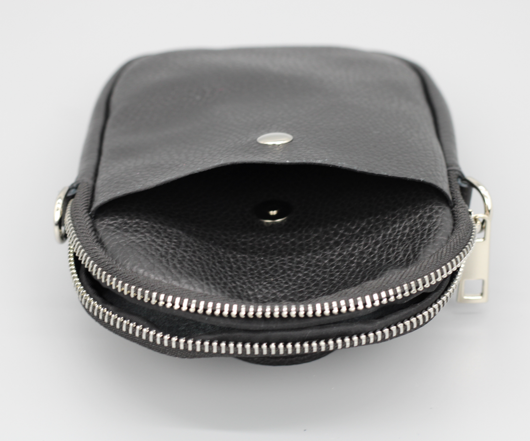 Kathie - Black