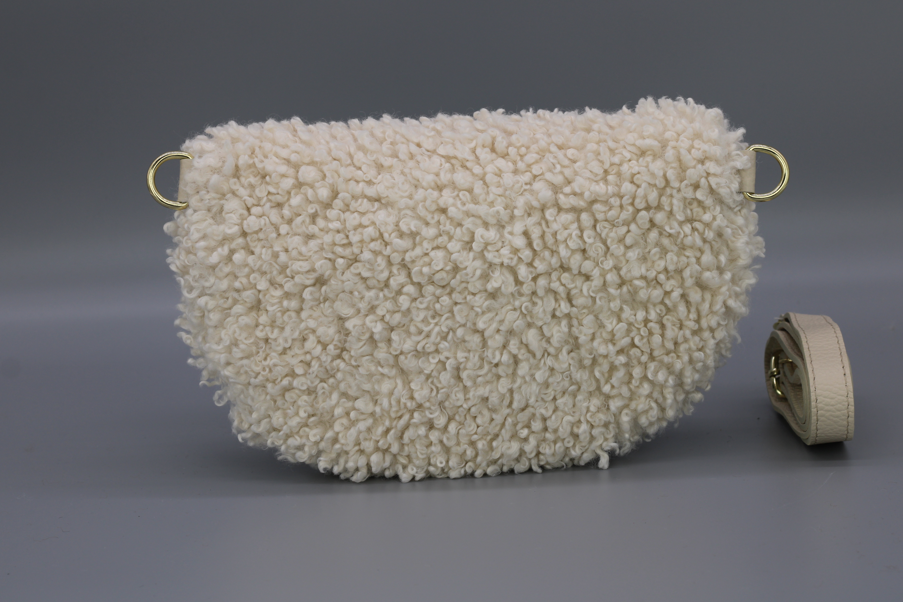 Teddy - Medium Beige (Gold)