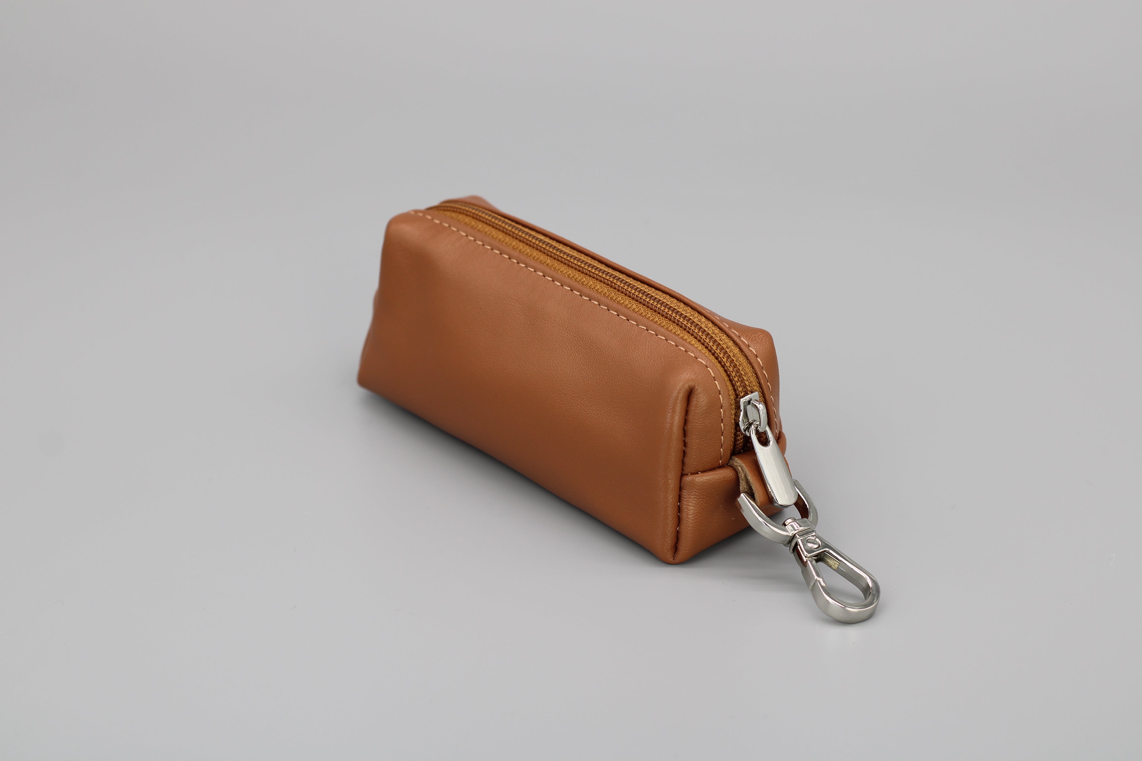 Key case with money compartment - Cognac Brown