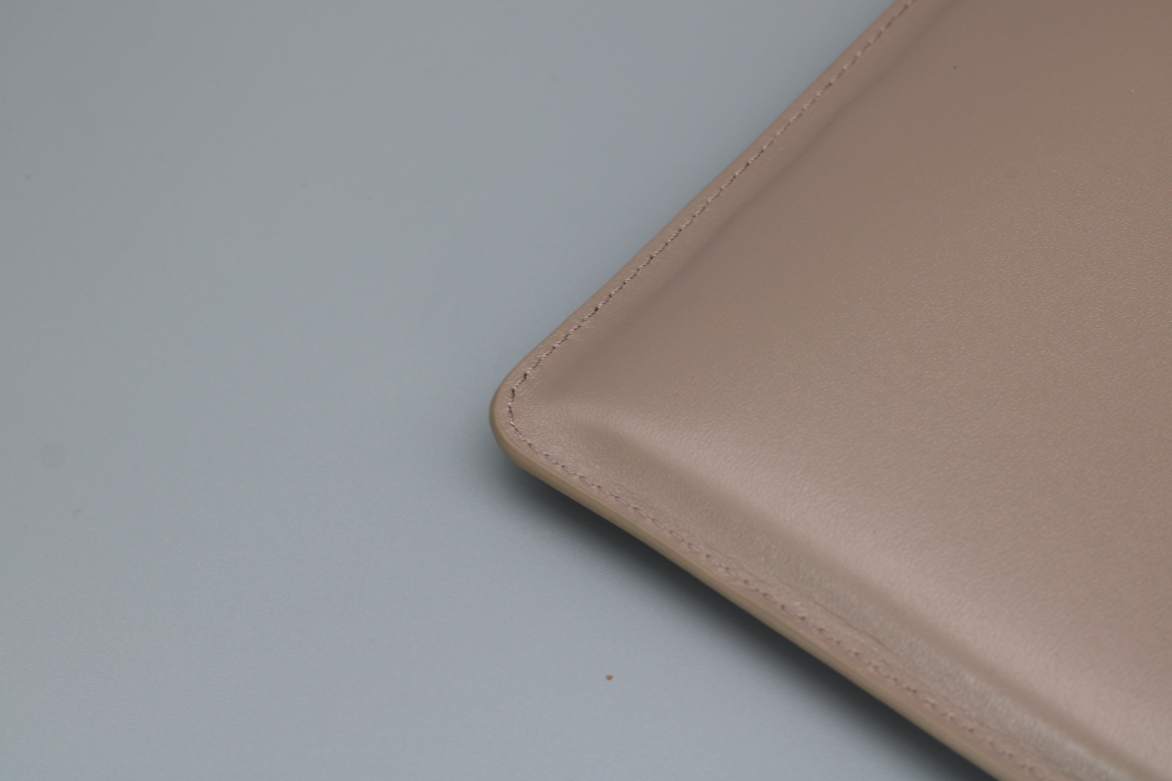 Macbook Air/Pro 13" Bags - Taupe