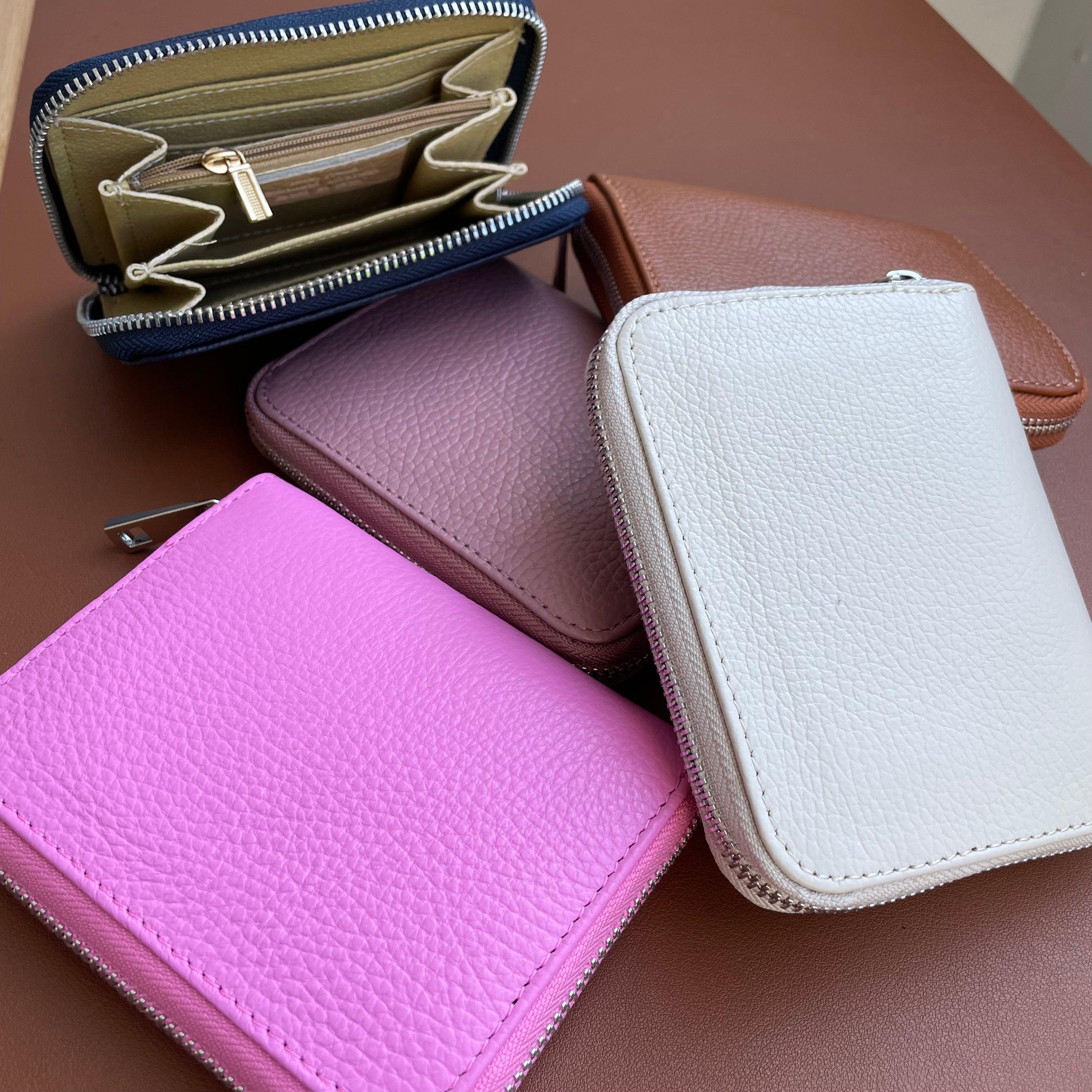 Clara - Navy Blau
