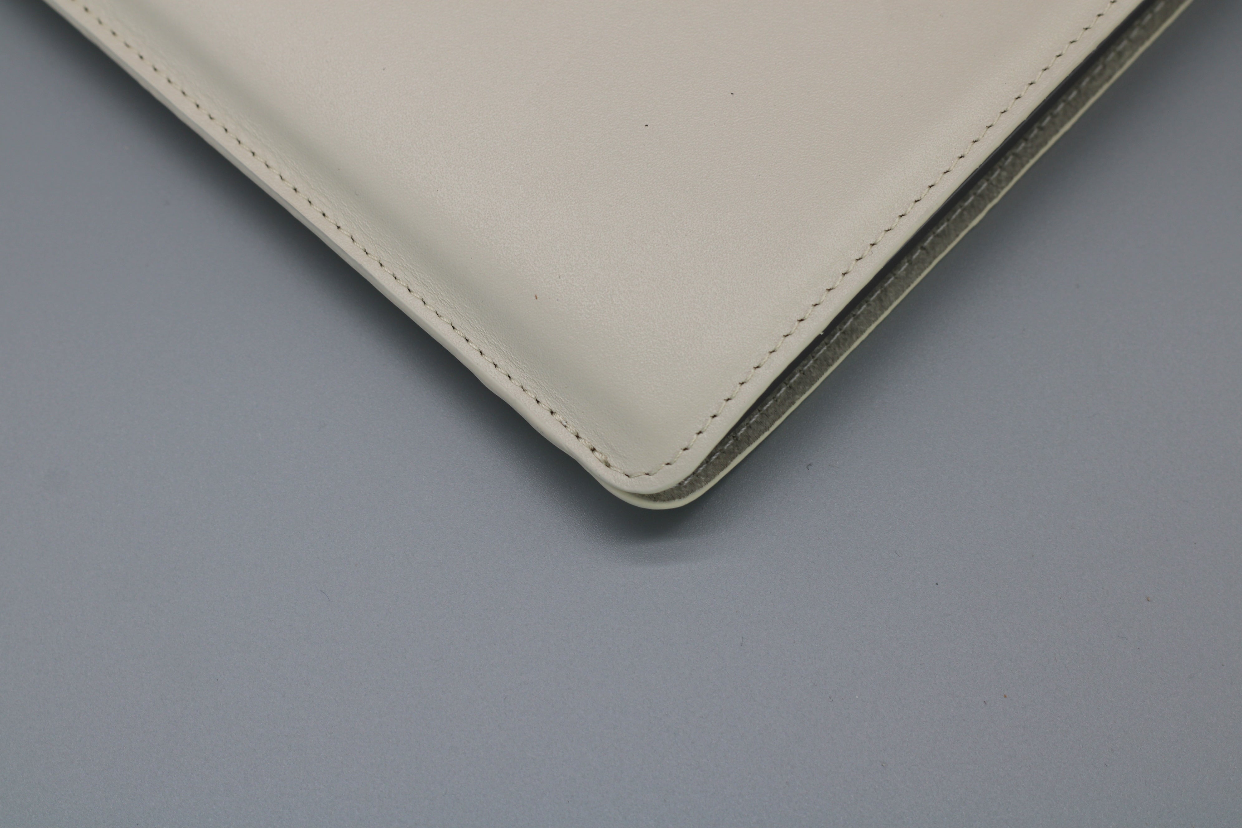 Macbook Air/Pro 13" Taschen - Beige